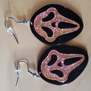 Ghost Sceam Face Dangle Earrings Acrylic glittery earrings nwot